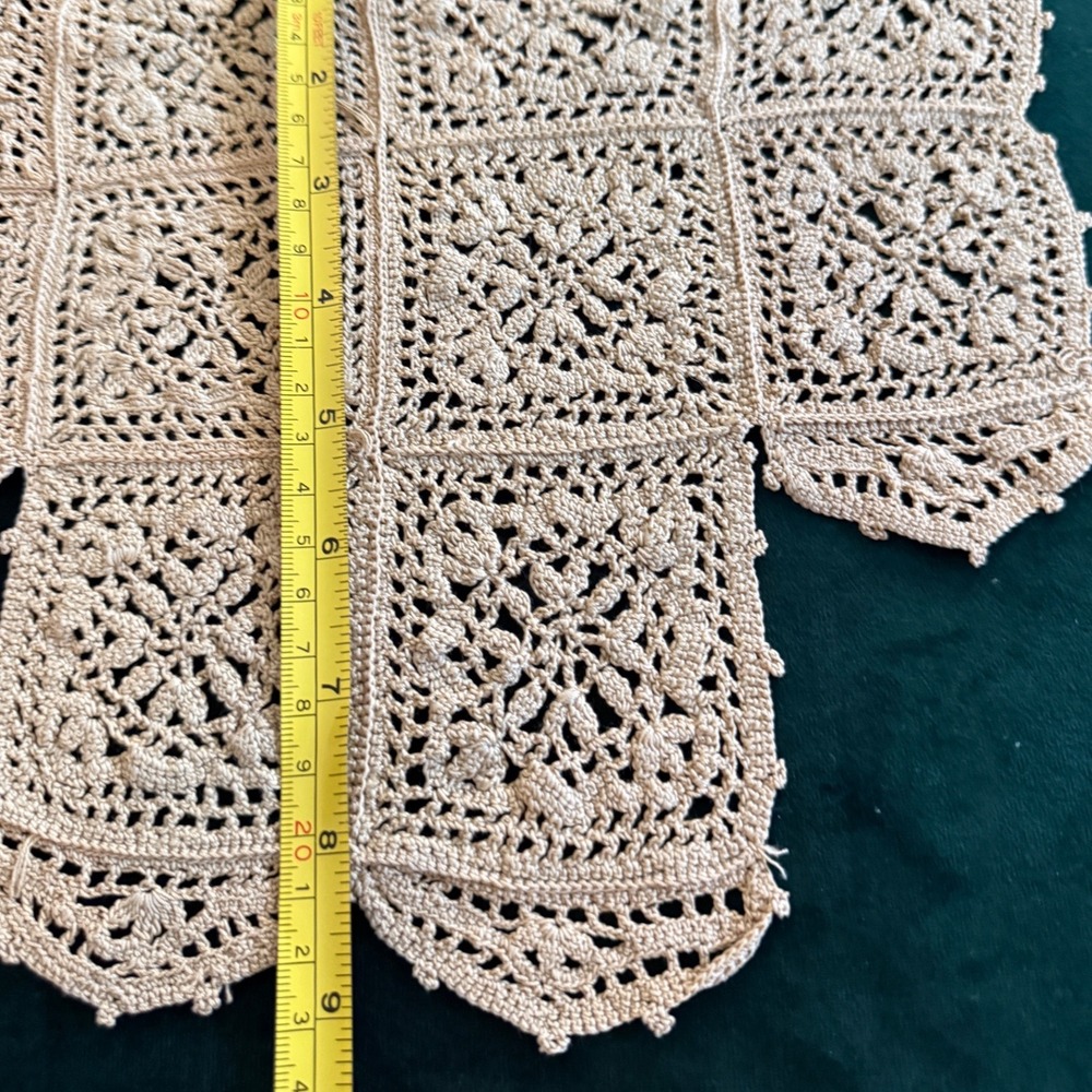 Vintage Handmade Crochet Lace Antimacassar Chair Set Beige Floral 3 Piece - Picture 7 of 9